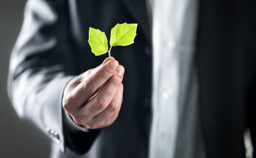 SkySpecs Removes 1 Month of Carbon Emissions Per Employee for the Holidays